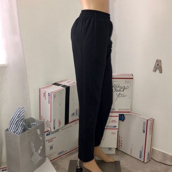 Adidas pants - Picture 2 of 8